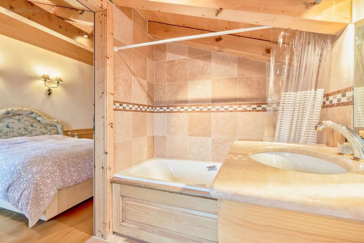 Maison 188 m² à Combloux  - photo 9