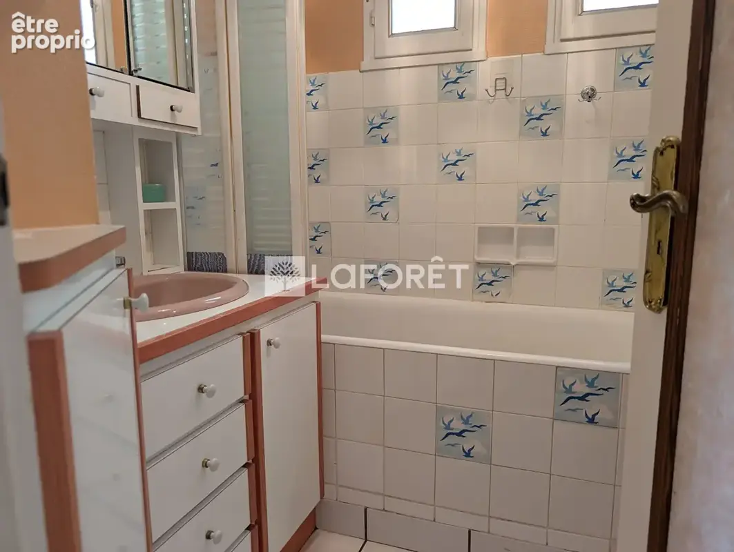 Maison Saint Vit vue dégagée 4 pièce(s) 99.75 m2 - photo 6
