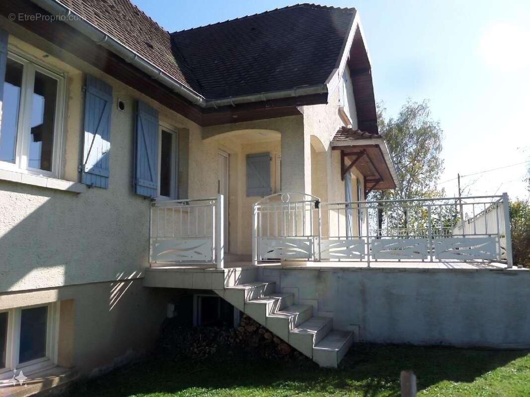 Maison à CHALONVILLARS