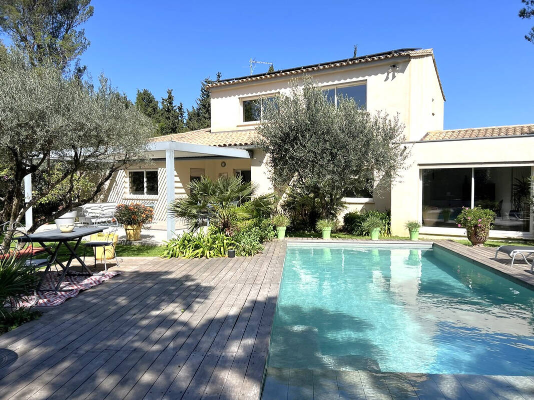 Maison à VILLENEUVE-LES-AVIGNON