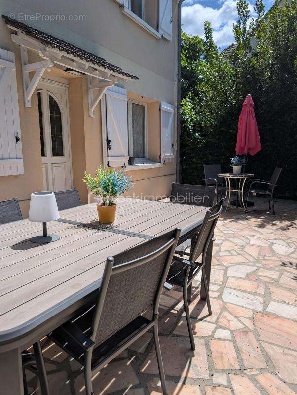 Maison à AULNAY-SOUS-BOIS