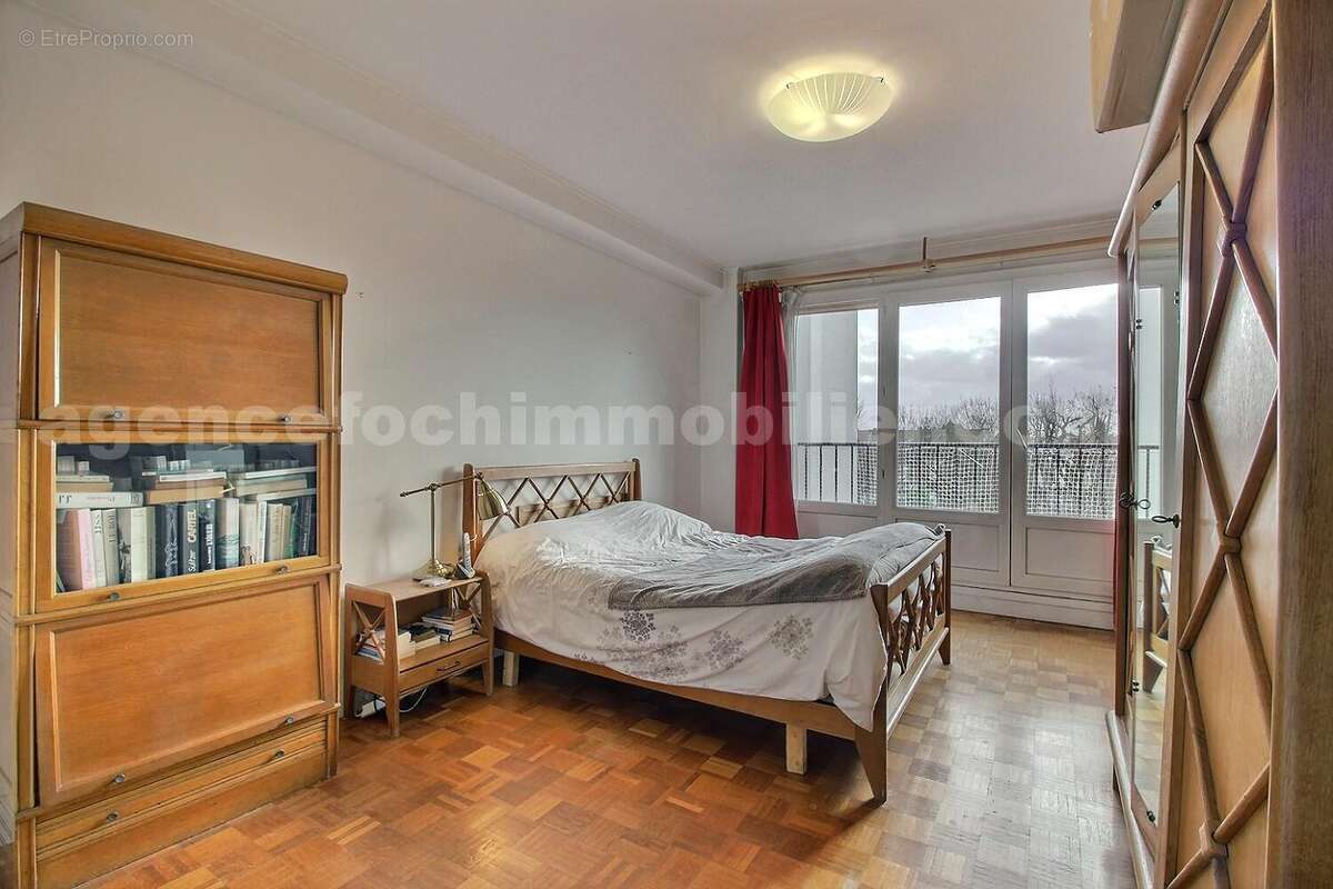 exposio_133365873 - Appartement à SAINT-MAUR-DES-FOSSES