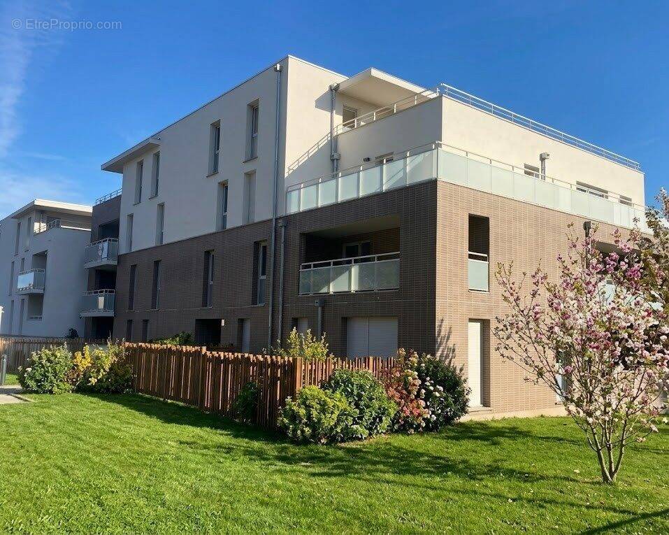 Appartement à RAMONVILLE-SAINT-AGNE
