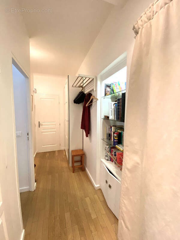 Appartement à PARIS-7E