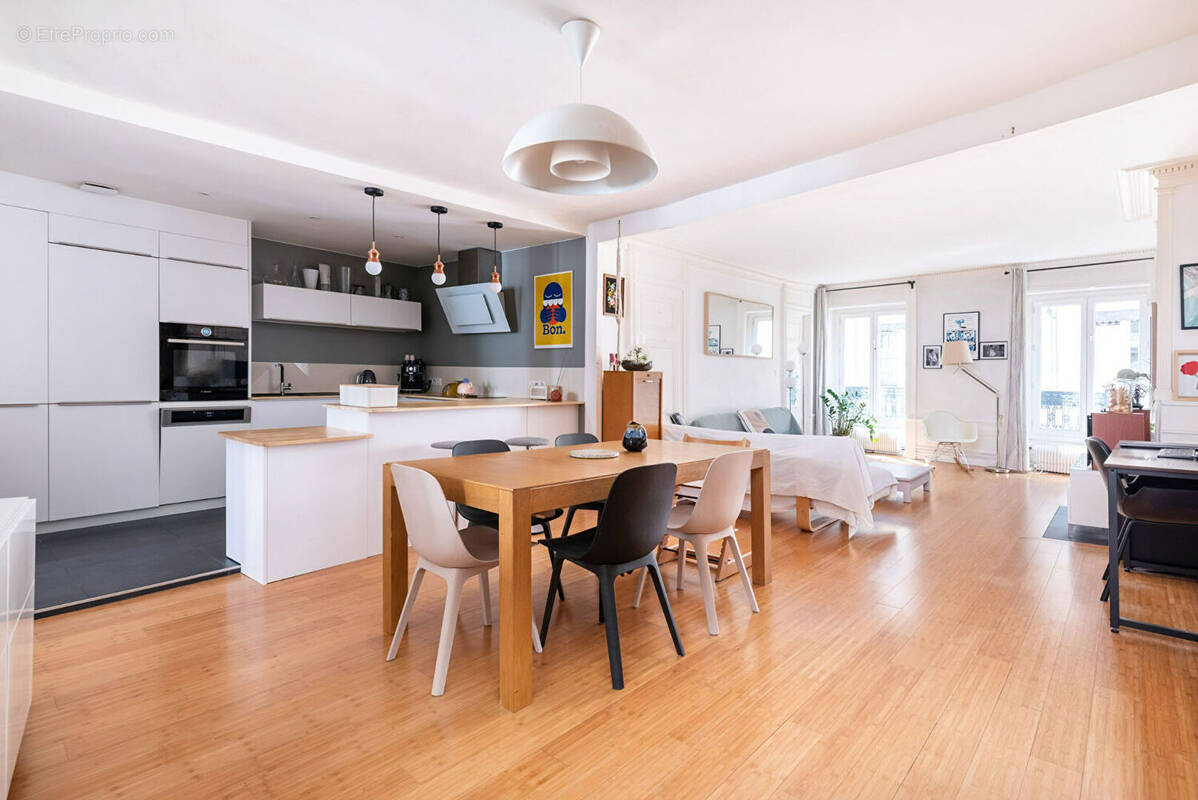 Appartement à LYON-1E