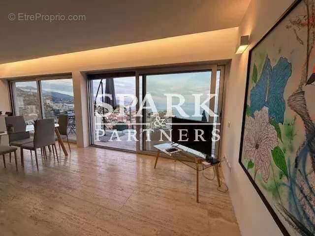 Appartement à CAP-D'AIL