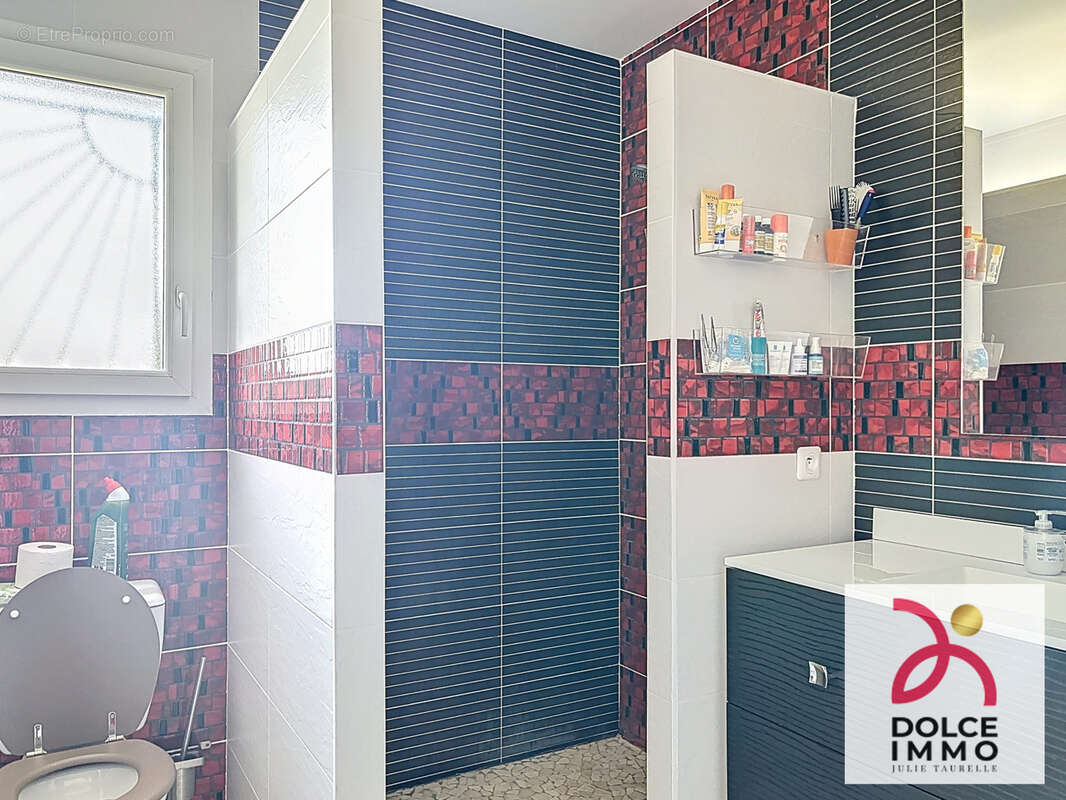 Maison à BLANQUEFORT