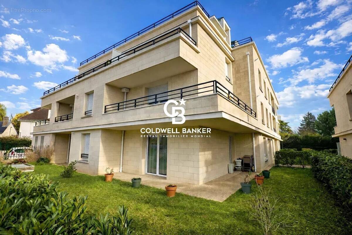 Appartement à SAINT-CYR-SUR-LOIRE