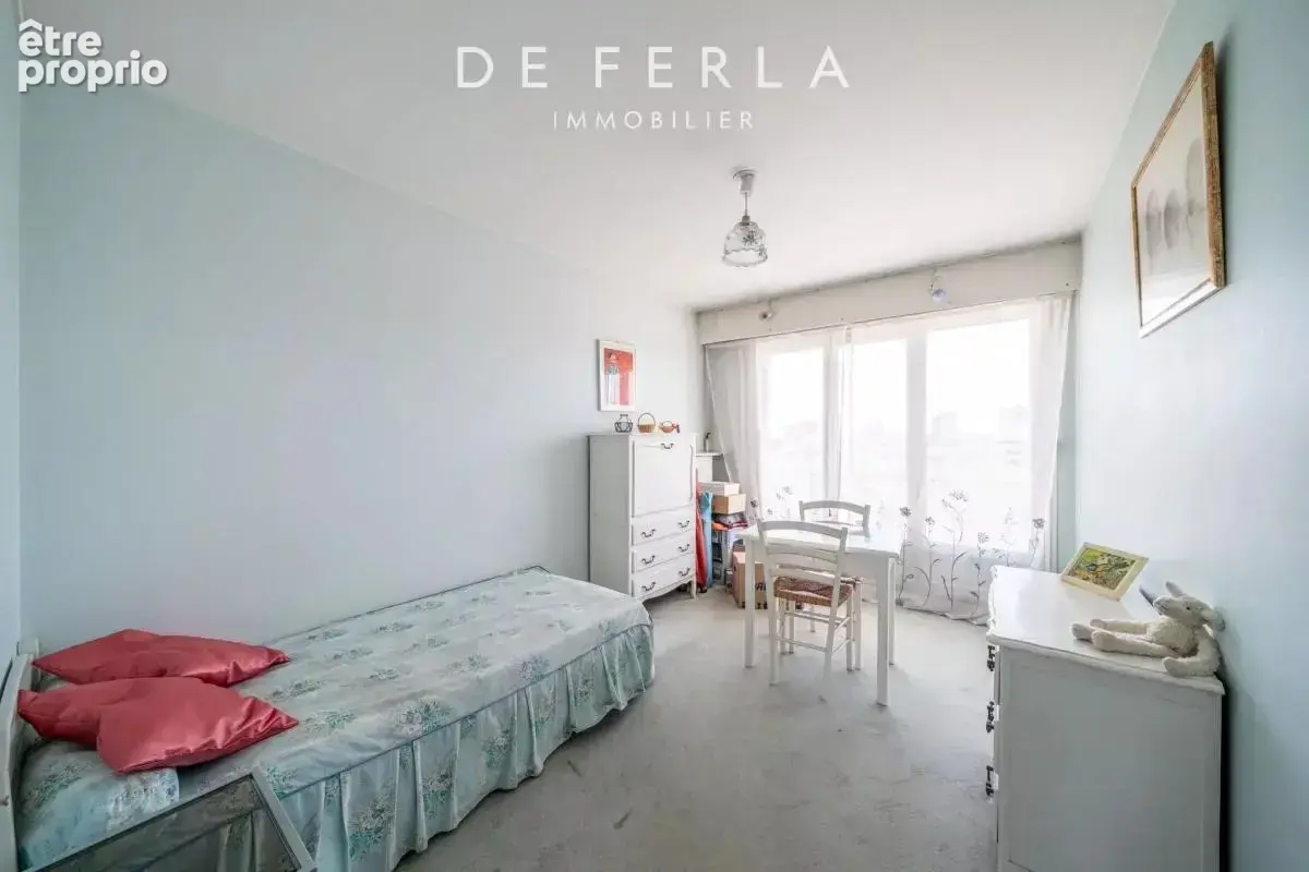 Dernier étage avec terrasse - 4 chambres - photo 7