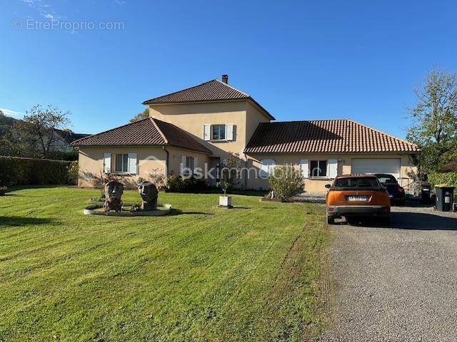 Maison à CLAVY-WARBY