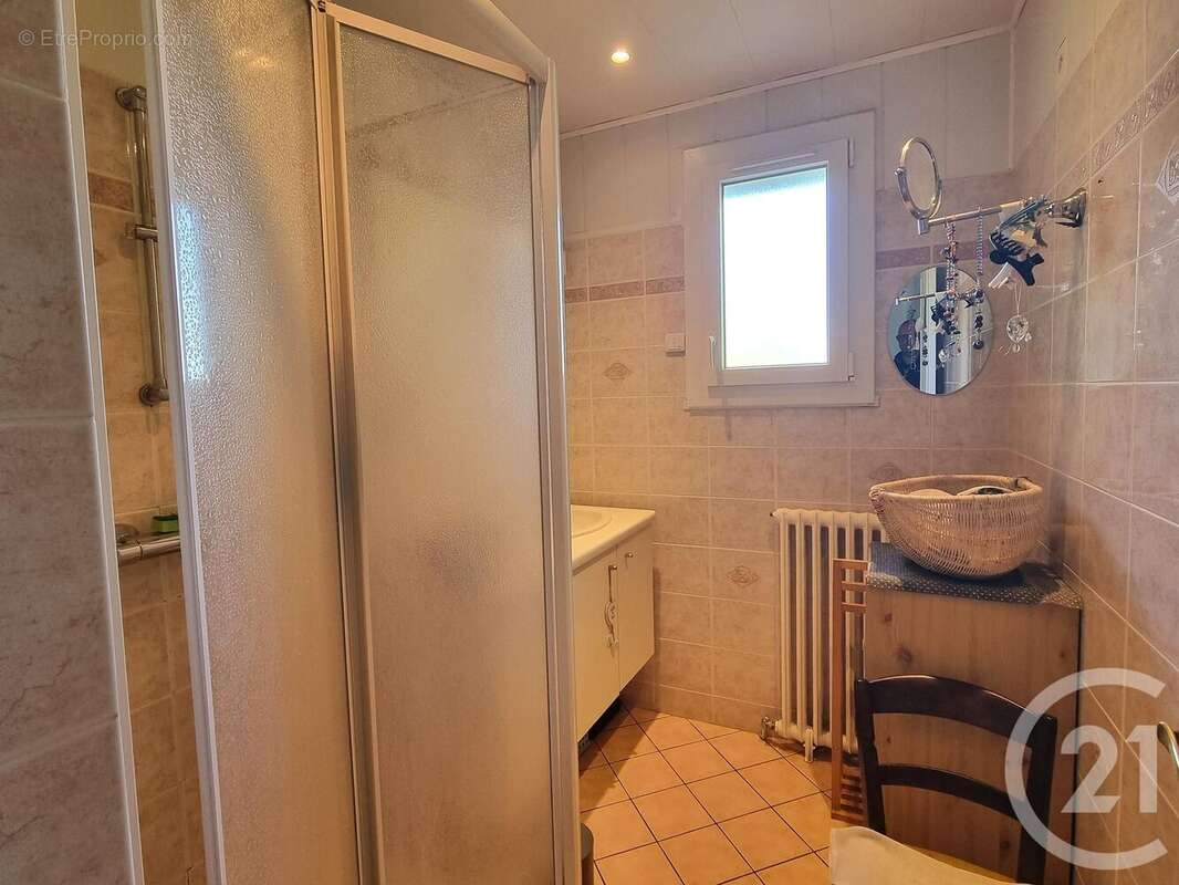 Maison à NEUVY-SUR-LOIRE