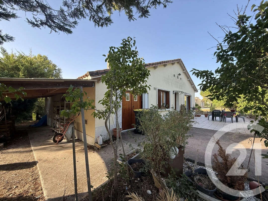 Maison à SAINT-SATURNIN