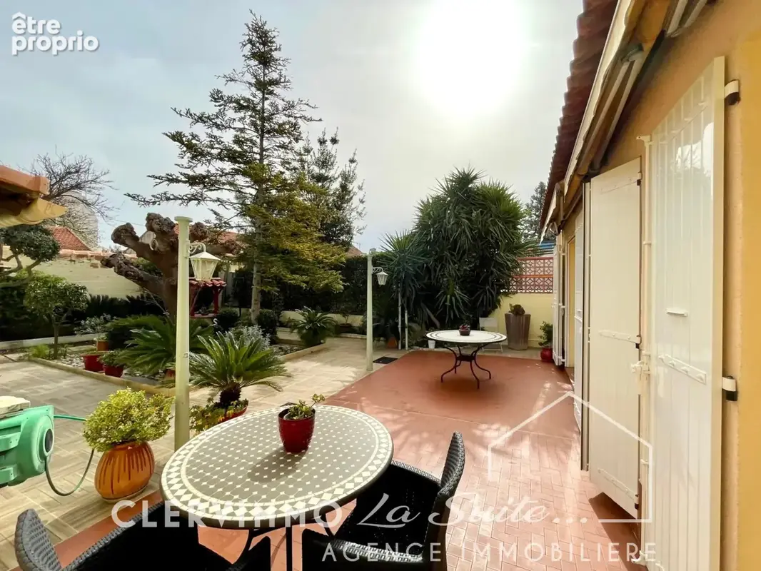 Maison 5 pièces  168 m2 avec terrain - photo 2