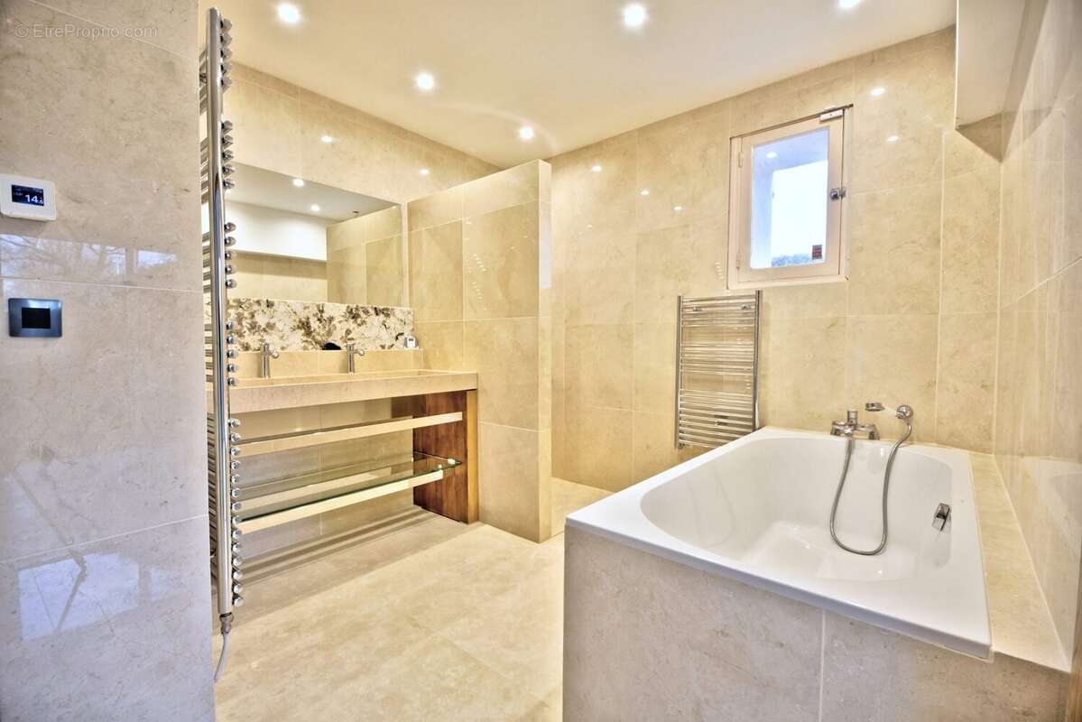 Maison à MONTFORT-L'AMAURY