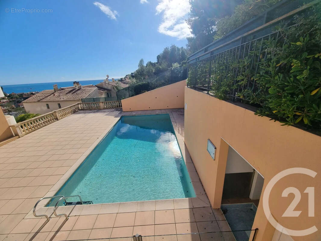 Appartement à ROQUEBRUNE-CAP-MARTIN