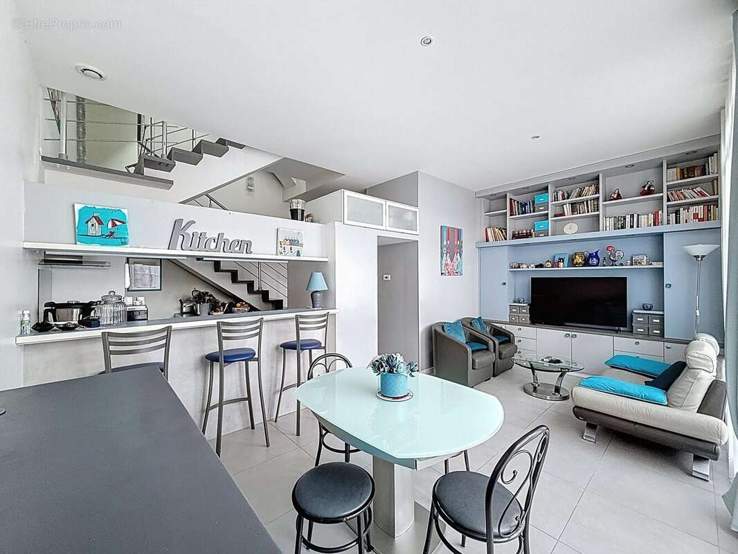 Appartement à MAISONS-ALFORT