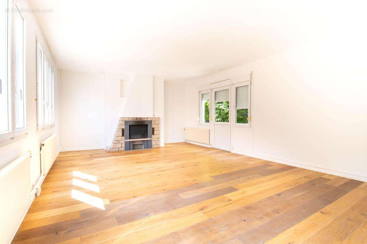 Appartement à HOUDEMONT