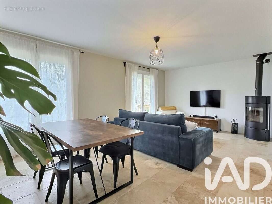 Photo 3 - Maison à SAINT-MARTIN-DE-CRAU