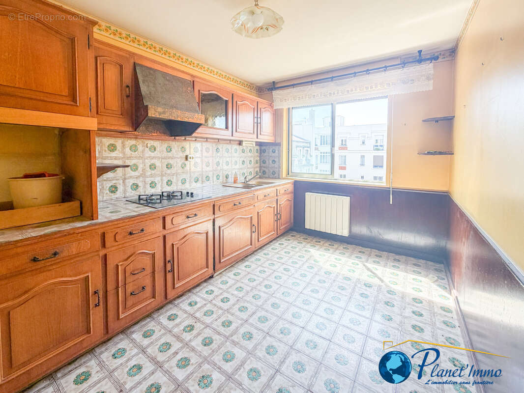 Appartement à SAINT-ETIENNE