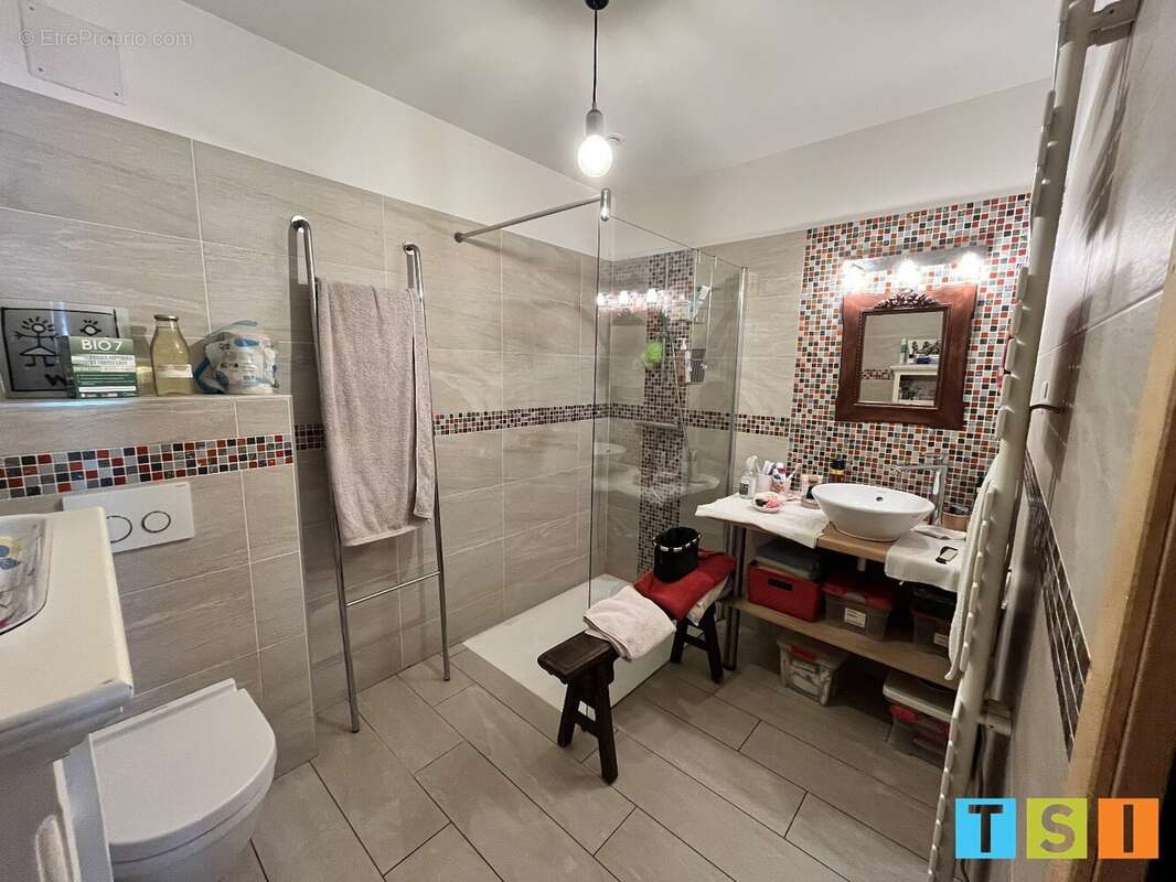 Troubat : Maison de village de charme entièrement rénovée par des artisans au coeur de la Barousse - photo 6