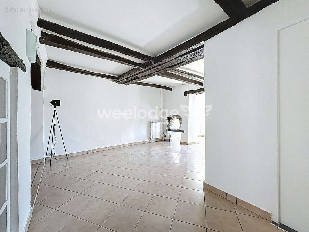 Maison à CHANTELOUP-LES-VIGNES