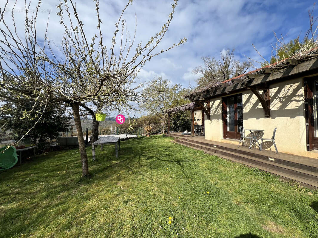 Maison à SAINT-PARTHEM