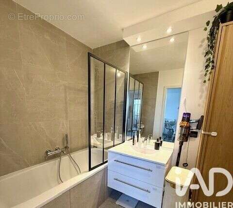 Photo 8 - Appartement à ROISSY-EN-BRIE