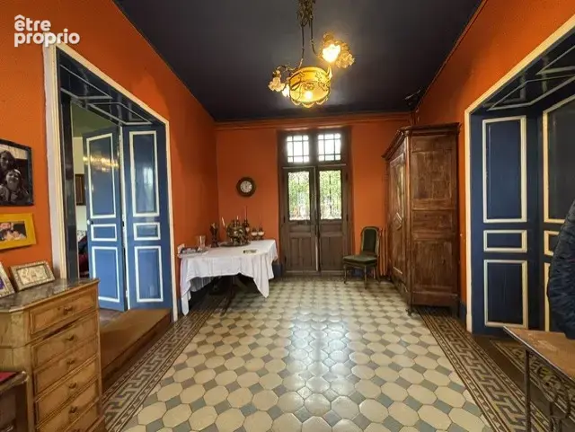 AUTUN, en secteur cathédrale, magnifique maison ecclesiastique avec jardin paysagé, terrasse et garage. - photo 10
