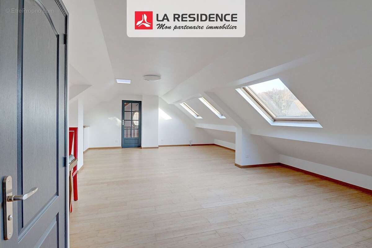 Maison à MONTFORT-L'AMAURY