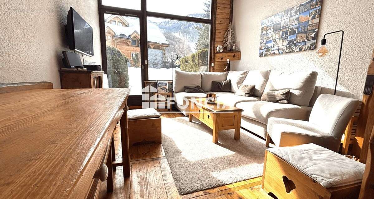 Appartement à LA SALLE-LES-ALPES