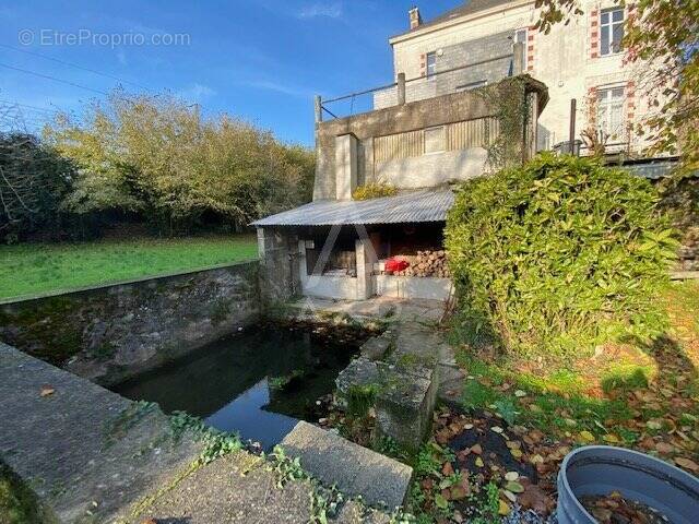 Appartement à SAINT-ETIENNE-DE-MONTLUC
