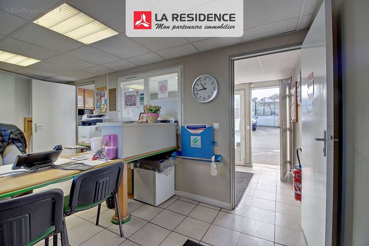 Commerce à CHAMBOURCY