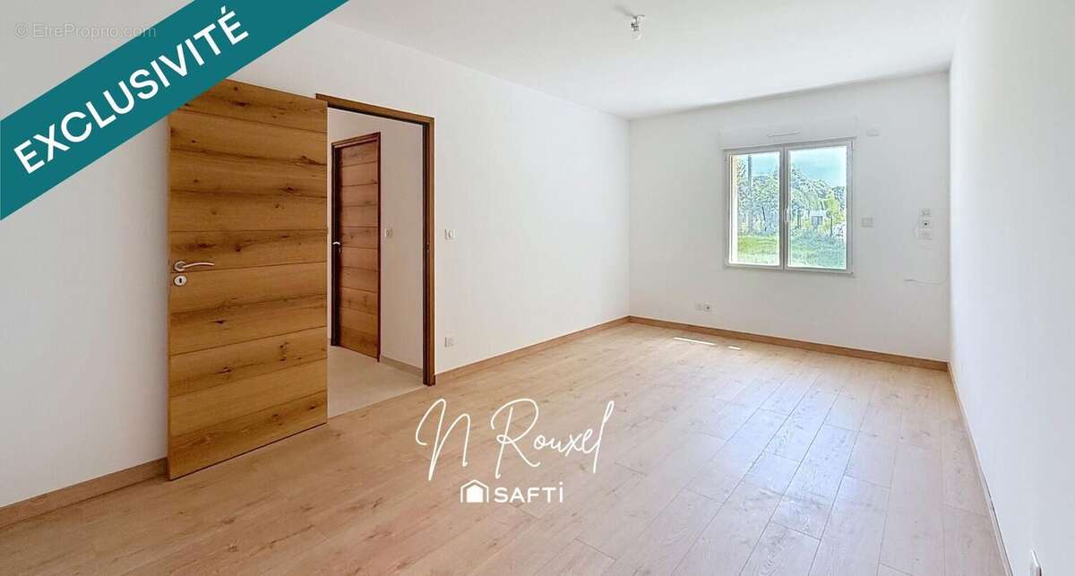 Maison 133 m² à Laize-La-Ville  - photo 6