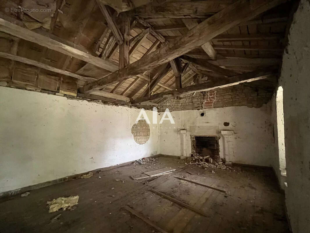 Charmante propriété à rénover avec dépendances - photo 21
