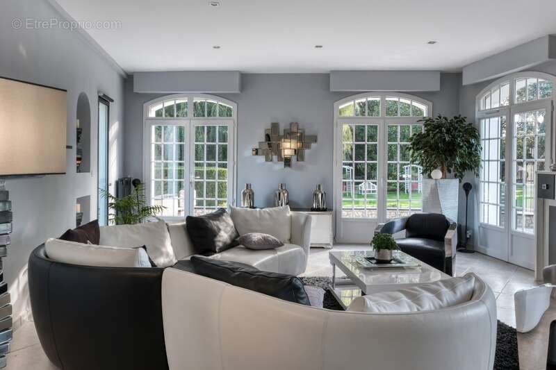 Maison à GARANCIERES