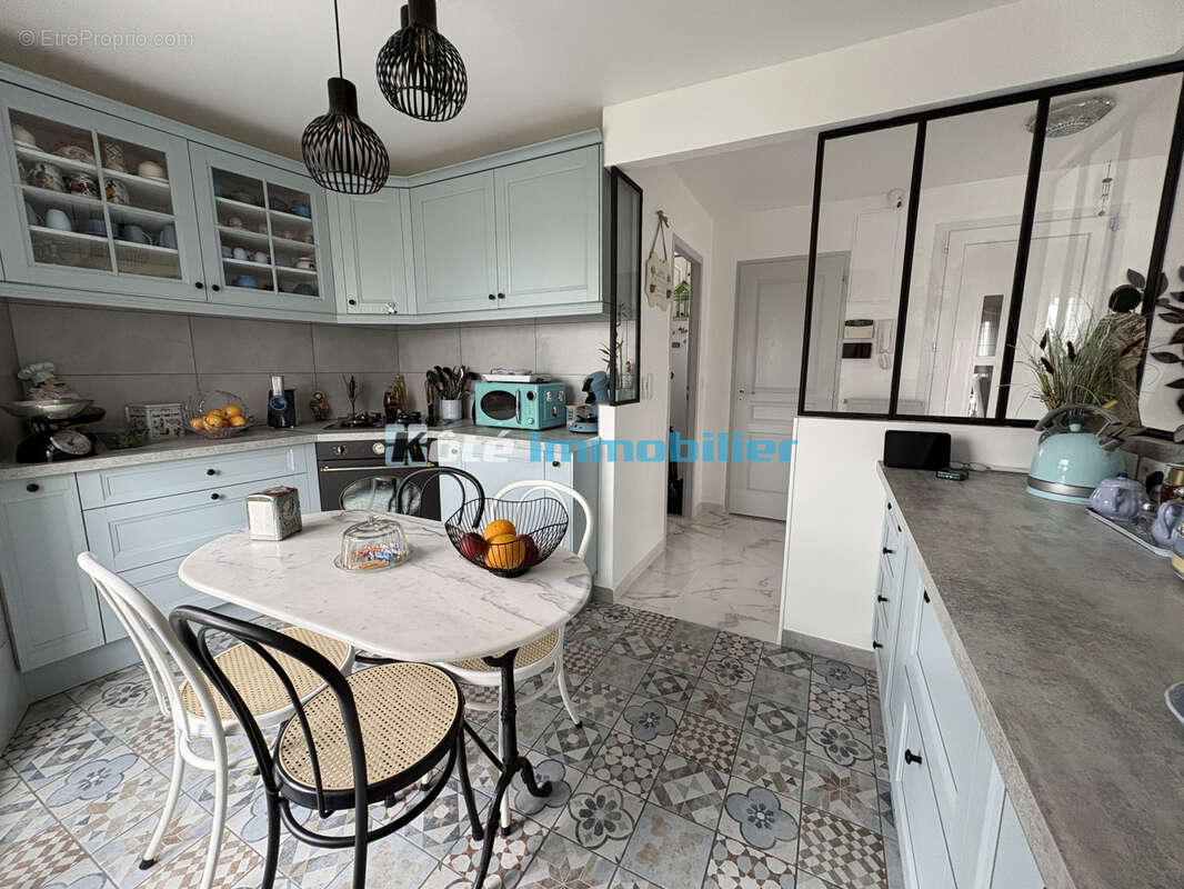 Tarbes centre t4 de 125.33 m2 entierement renove avec balcon filant - photo 3