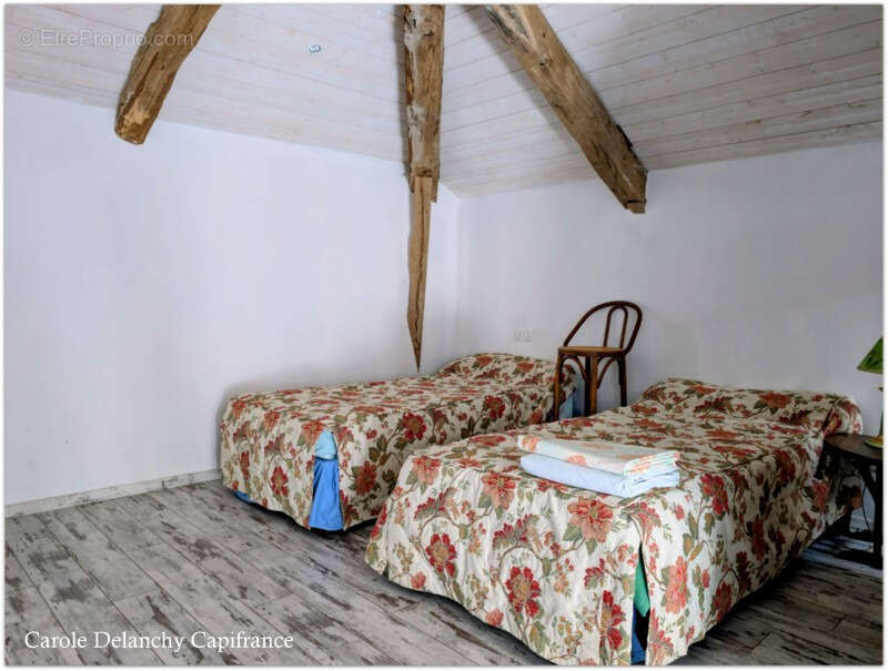 Ancien presbytère rénové – 232 m² – 4 chambres – Dépendances – Terrain de 2 959 m², Saint-Agnet (5 min Garlin / 10 min Aire-sur- - photo 15
