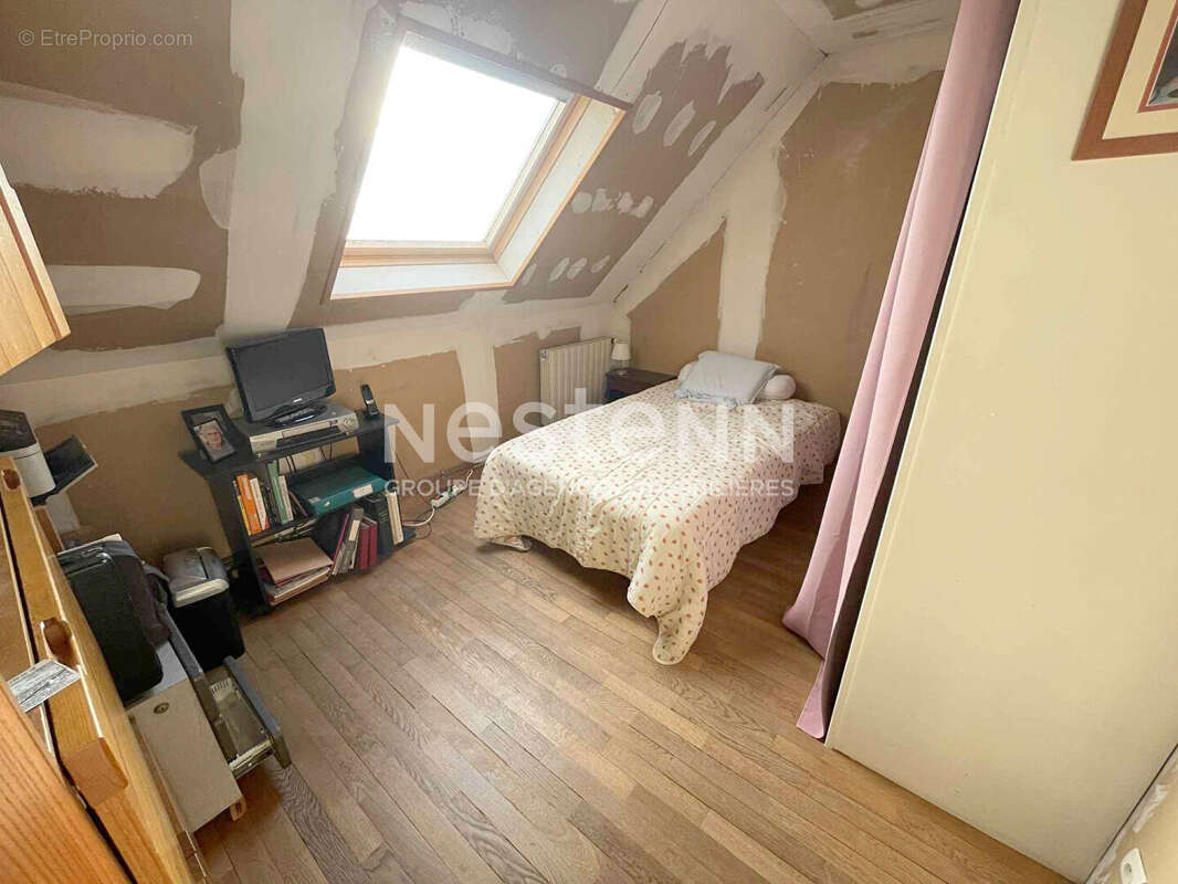 A Vendre - Chaumont En Vexin Maison traditionnelle sur Sous Sol Total / 3 chbres / 1500 m² de terrain - photo 11