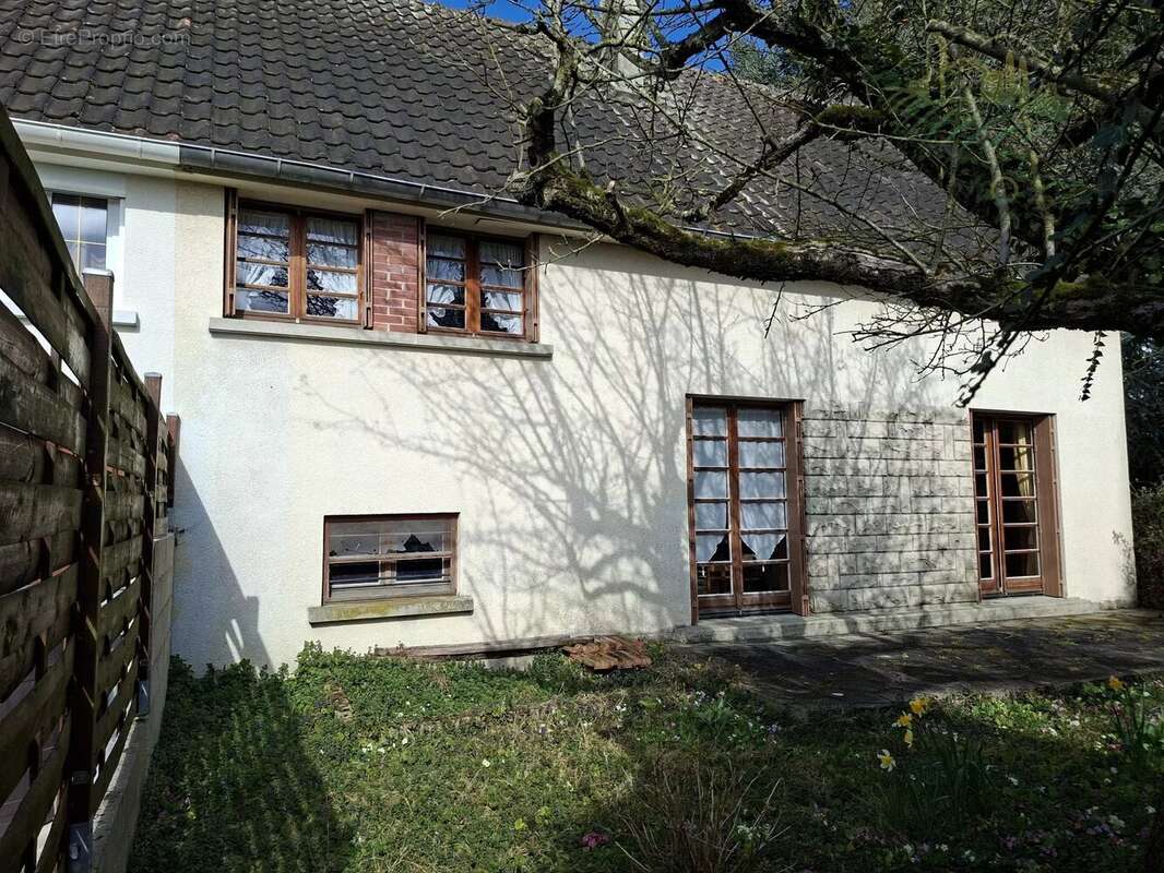 Maison à LIZY-SUR-OURCQ