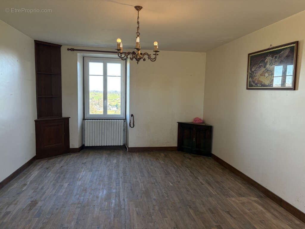 Maison à MASSERET