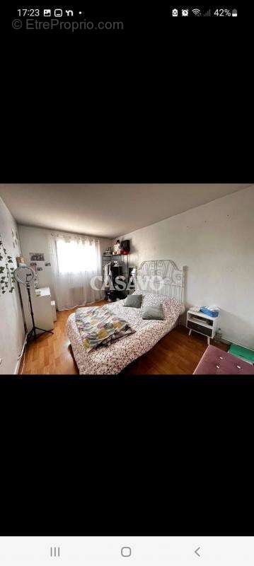 Appartement à SAVIGNY-LE-TEMPLE