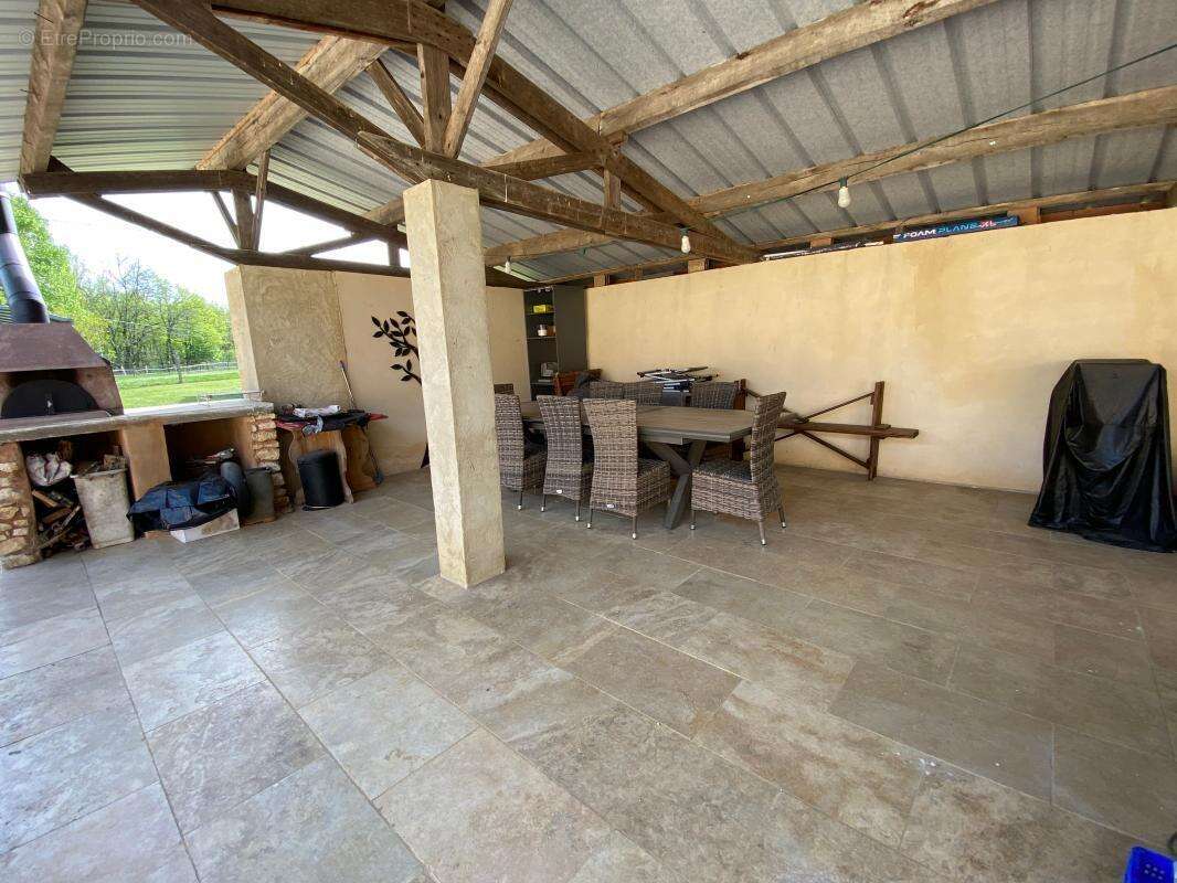 Maison à SAINTE-ALVERE