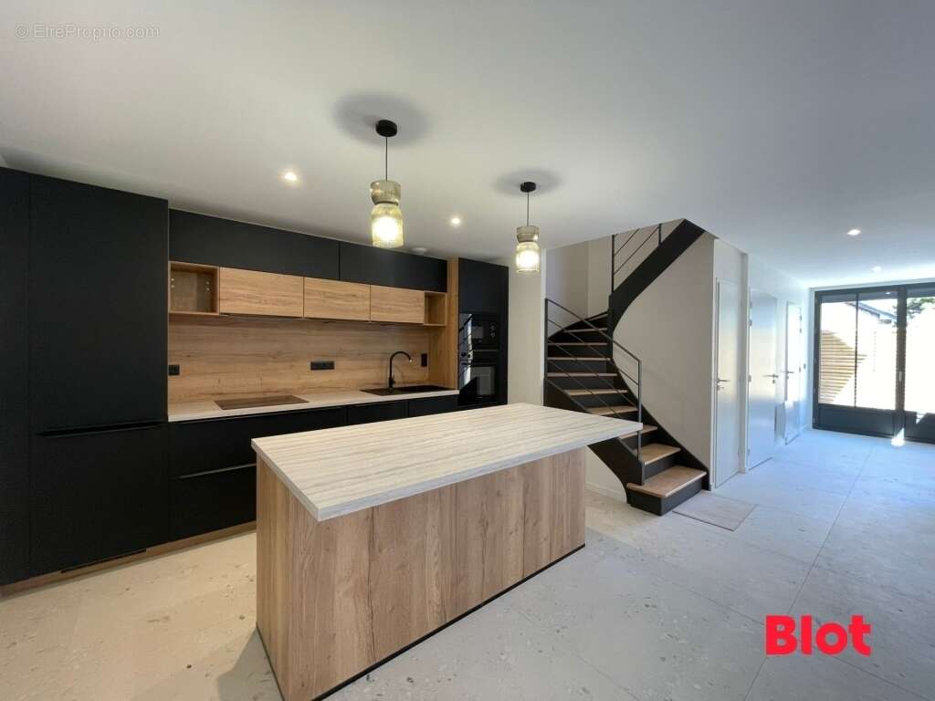Maison à BAIN-DE-BRETAGNE