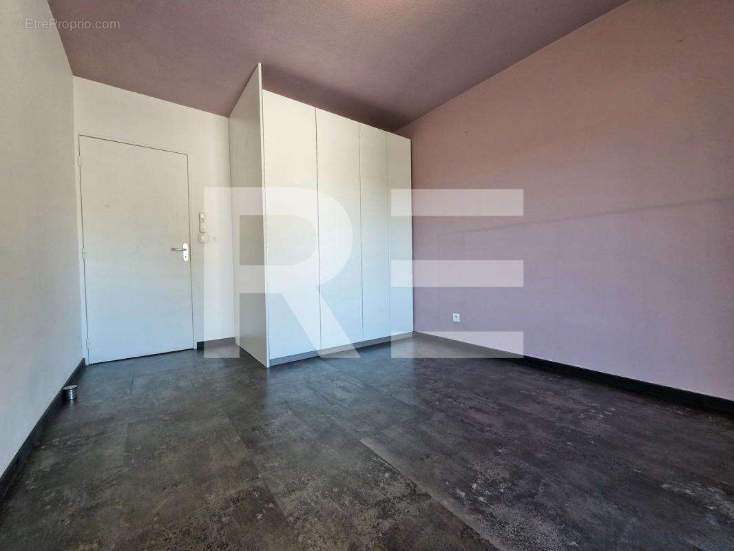 Nimes appartement 69 m² 2 chambres terrasse 42 m² garage - photo 11