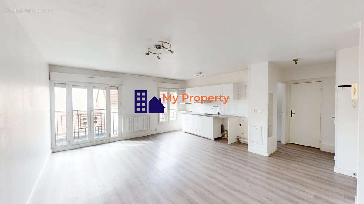 Appartement à LA GARENNE-COLOMBES