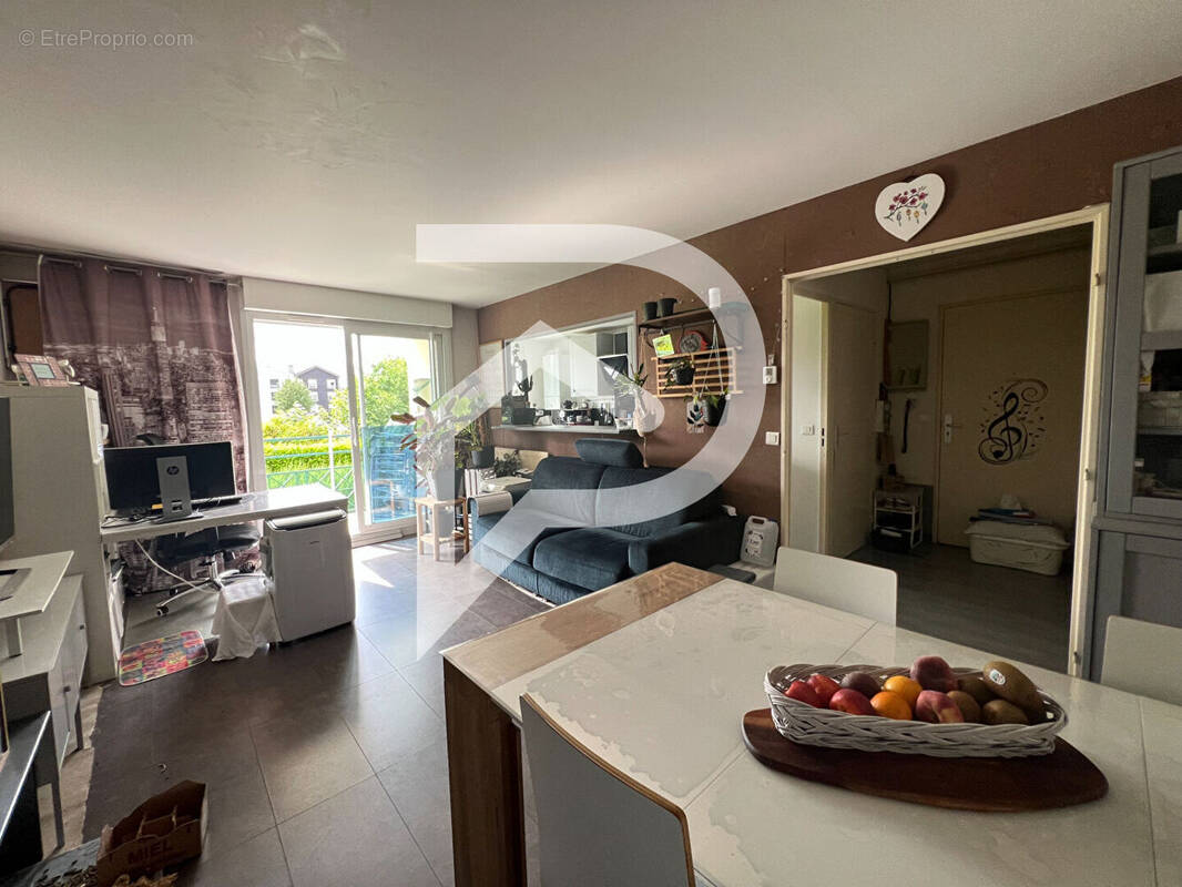 Appartement à ELANCOURT