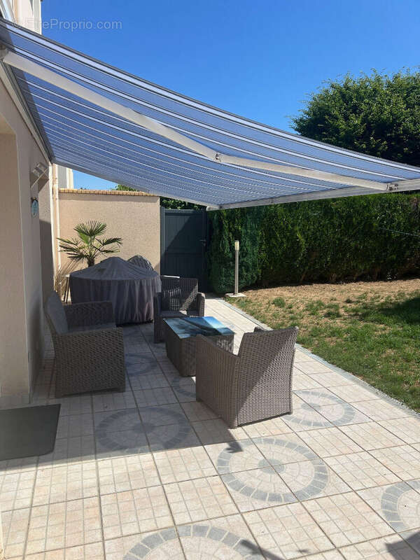 Maison à SAINT-BERTHEVIN