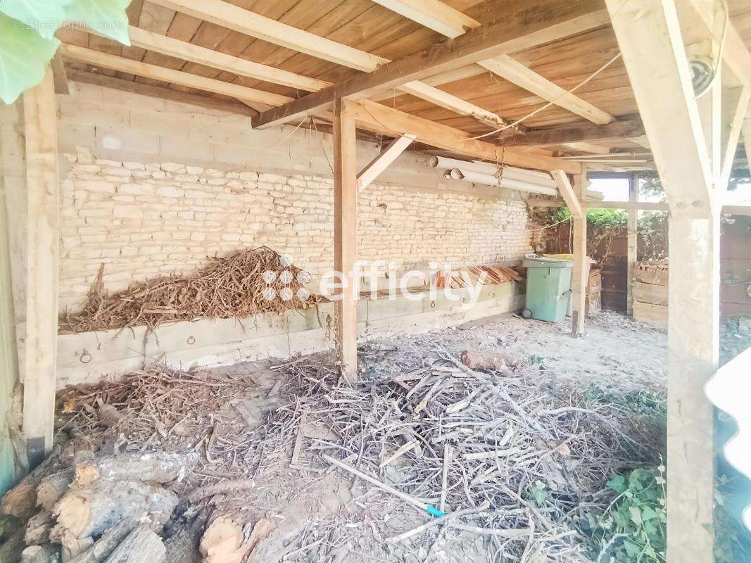 Maison 5 pièces 181 m² à vendre à Ferrieres (17170) - photo 20