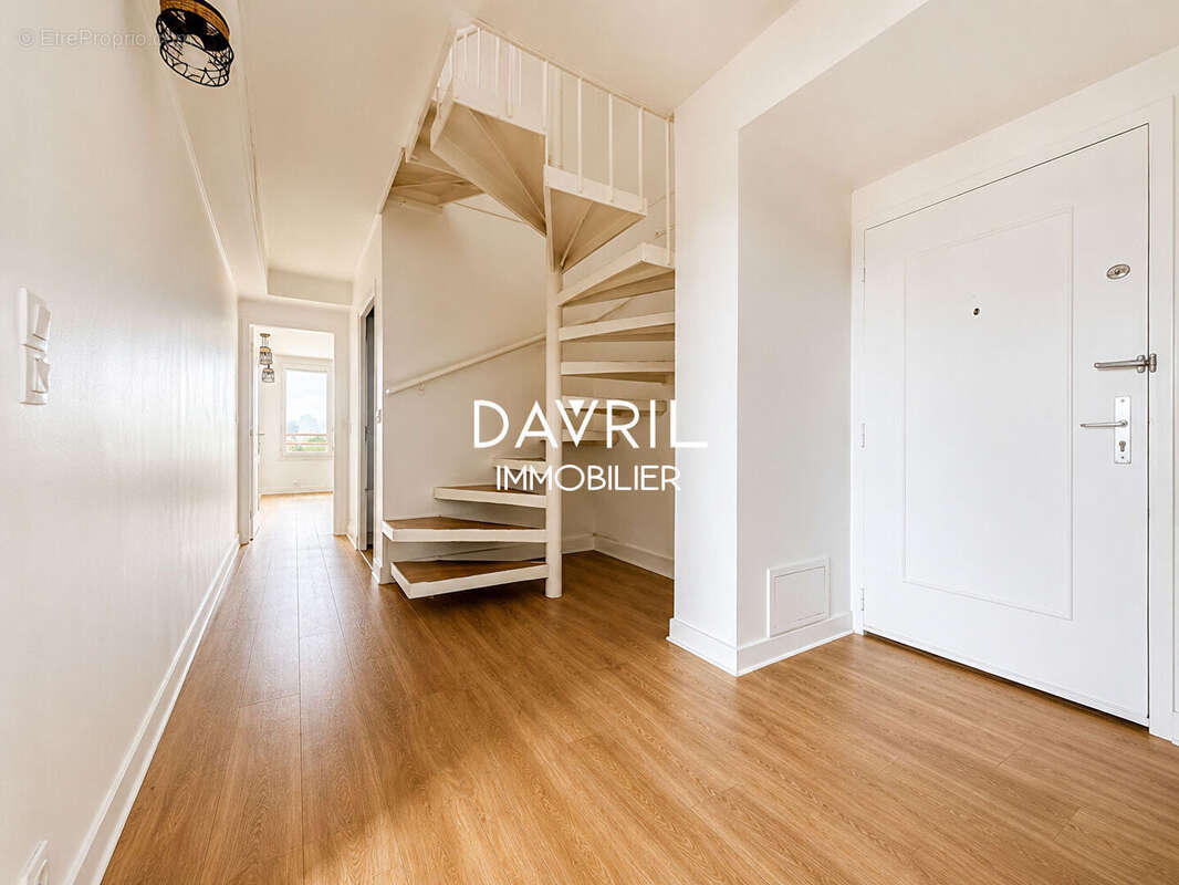 Appartement à ERAGNY