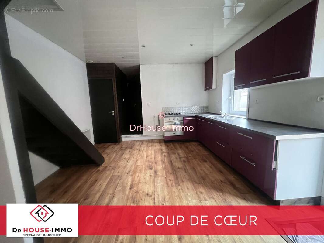 Maison à ROMBIES-ET-MARCHIPONT